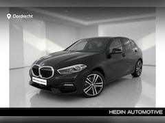 BMW 1-serie - 118i SportLine | 17" | Hifi | Led | Voorbereiding Driving Assistance | H6