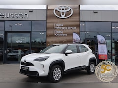 Toyota Yaris Cross - 115 HYBRID DYNAMIC STOEL/STUURVERW PARK-SENSOREN BLIND-SPOT CAMERA AD-CRUISE CLIMA APPLE/A