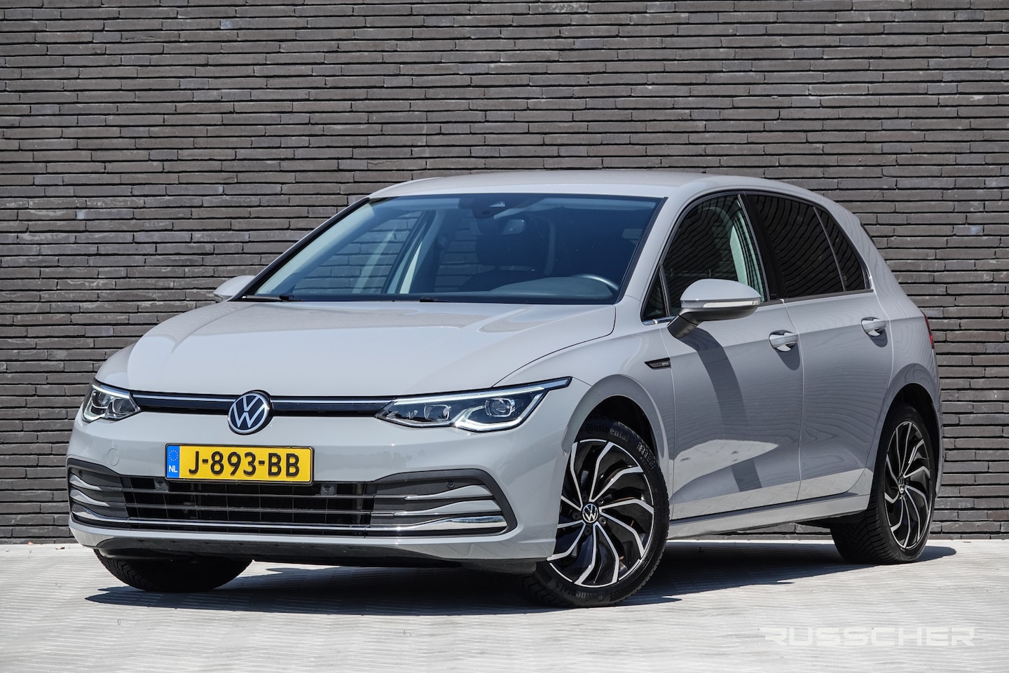 Volkswagen Golf - 1.5 eTSI 150Pk Aut. | Style | Achteruitrijcamera | 17'' | Moonstone Grey - AutoWereld.nl