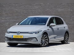 Volkswagen Golf - 1.5 eTSI 150Pk Aut. | Style | Achteruitrijcamera | 17'' | Moonstone Grey