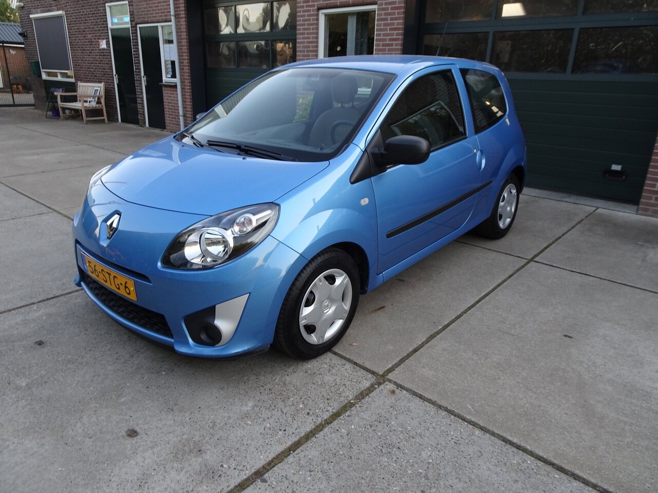 Renault Twingo - 1.2-16V Authentique 1.2-16V Authentique - AutoWereld.nl
