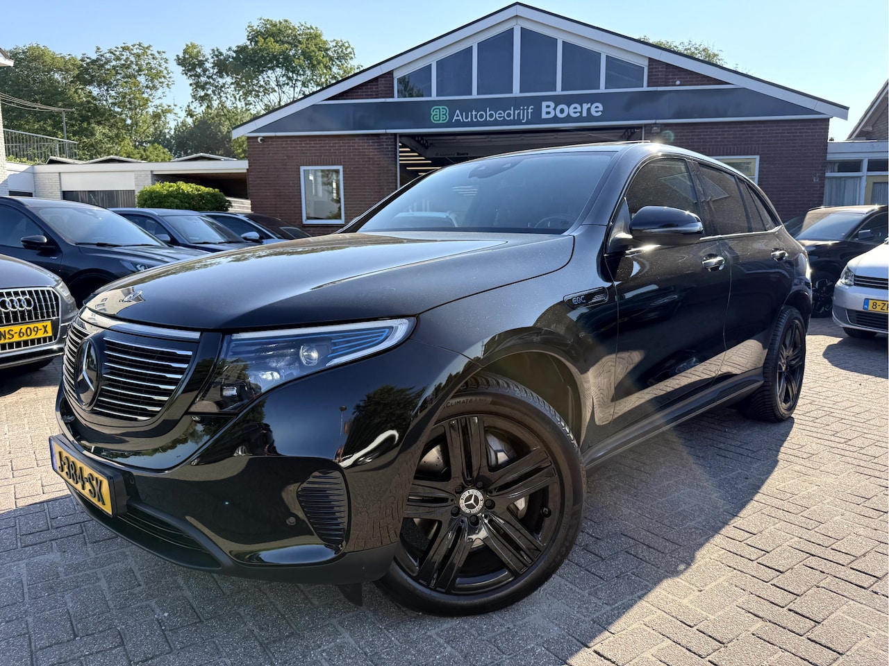 Mercedes-Benz EQC - 400 4MATIC Business Luxury 80 kWh SOH 93.4%, Schuifdak, Trekhaak - AutoWereld.nl