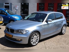 BMW 1-serie - 118i Business Line , SPORT, NAVI, 18 " , 5 DEURS