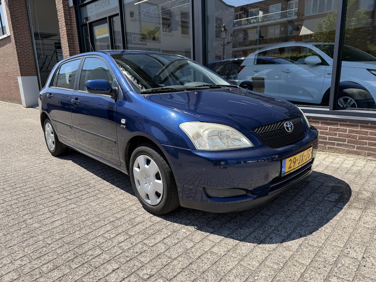 Toyota Corolla - 1.4 VVT-i Linea Terra 1.4 VVT-i Linea Terra - AutoWereld.nl