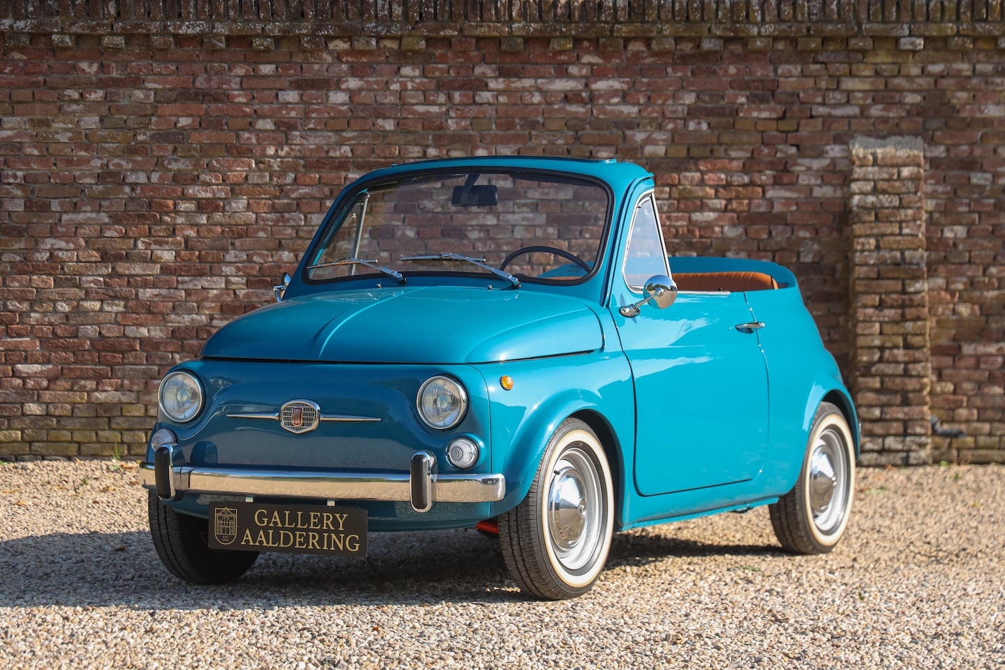 Fiat 500 - Apri "Restored and redesigned" "Restored and redesigned" - Underwent a complete rebuild w - AutoWereld.nl
