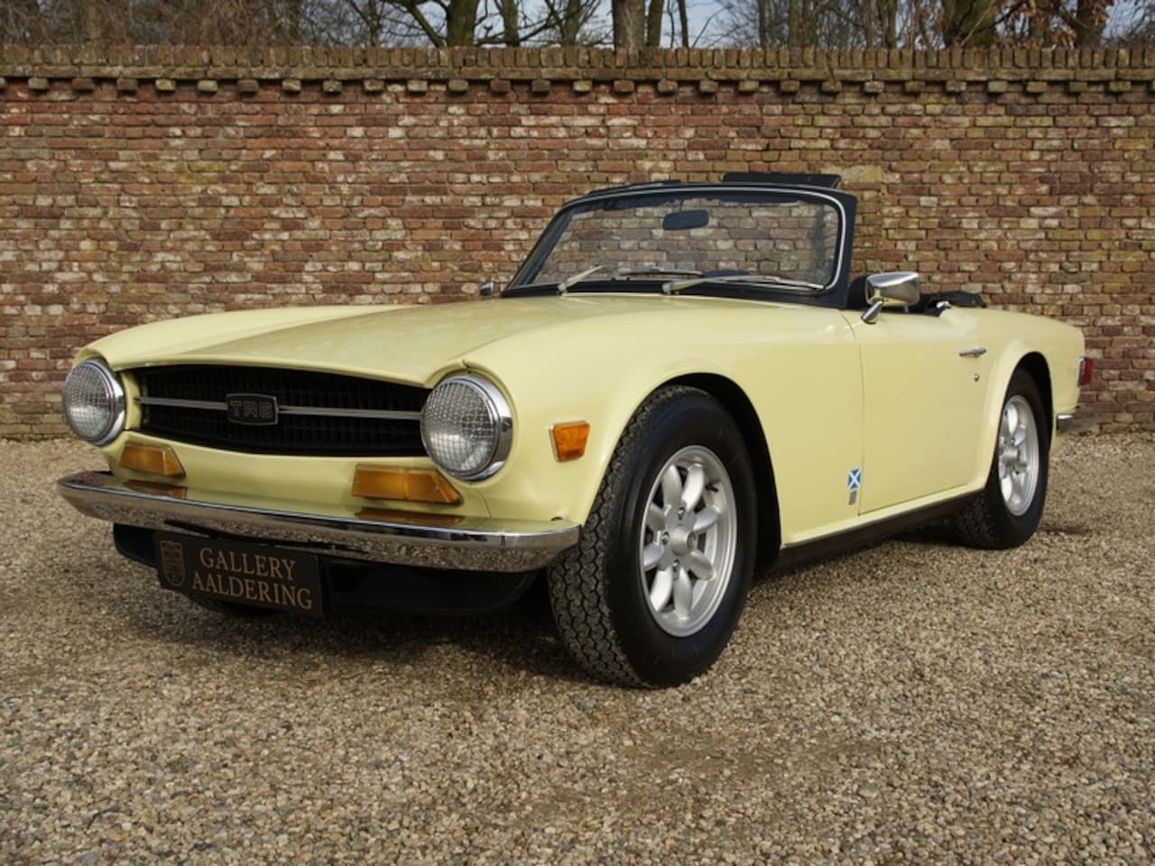 Triumph TR6 - Overdrive "Most original" "Most original" - Extensively refurbished without compromising i - AutoWereld.nl
