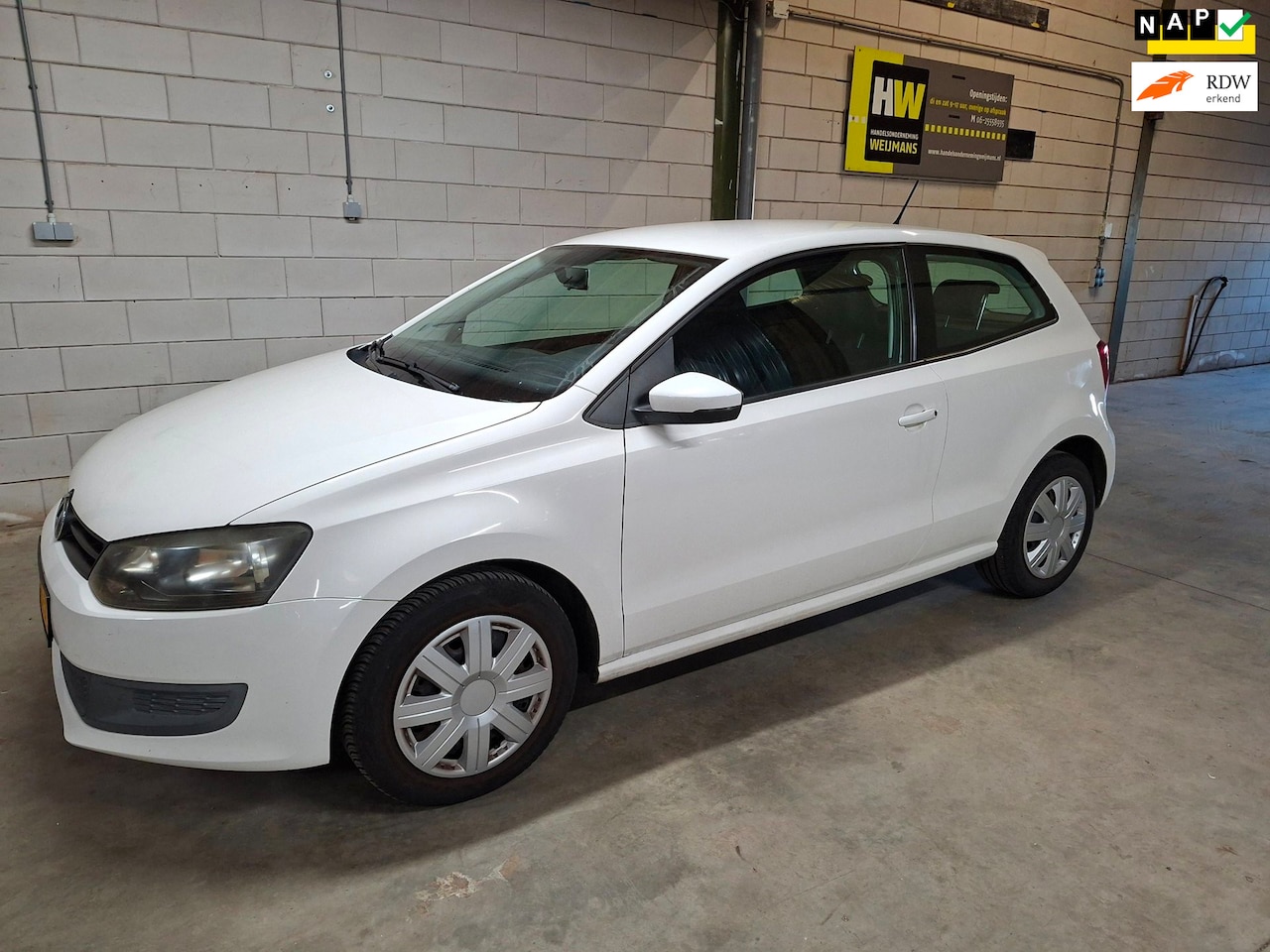 Volkswagen Polo - 1.2 Easyline 1.2 Easyline, Airco, Trekhaak, Nieuwe Distirbutieketting - AutoWereld.nl