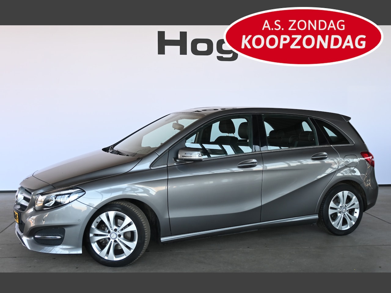 Mercedes-Benz B-klasse - 180 Ambition Automaat Clima Navigatie LED Rijklaarprijs! Inruil Mogelijk! - AutoWereld.nl