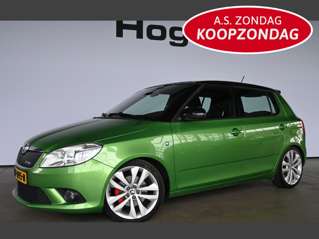 Skoda Fabia - 1.4 TSI RS 180PK! Automaat Clima Carplay Cruise Control Stoelverwarming Inruil Mogelijk! - AutoWereld.nl