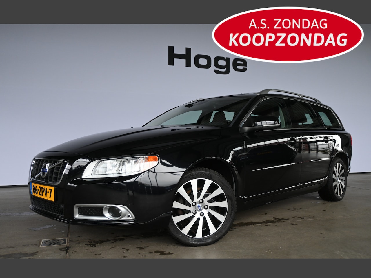 Volvo V70 - 1.6 T4 Limited Edition Automaat Clima Navigatie Schuif/Kanteldak Goed Onderhouden! Inruil - AutoWereld.nl