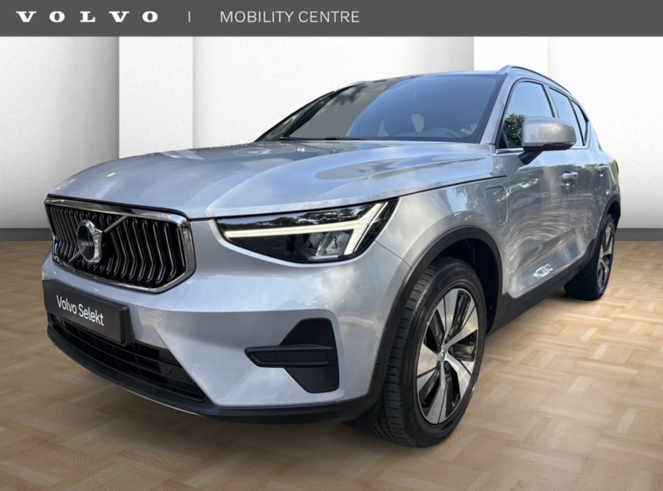 Volvo XC40 - T4 Essential Bright | Parkeercamera | Apple Carplay - AutoWereld.nl