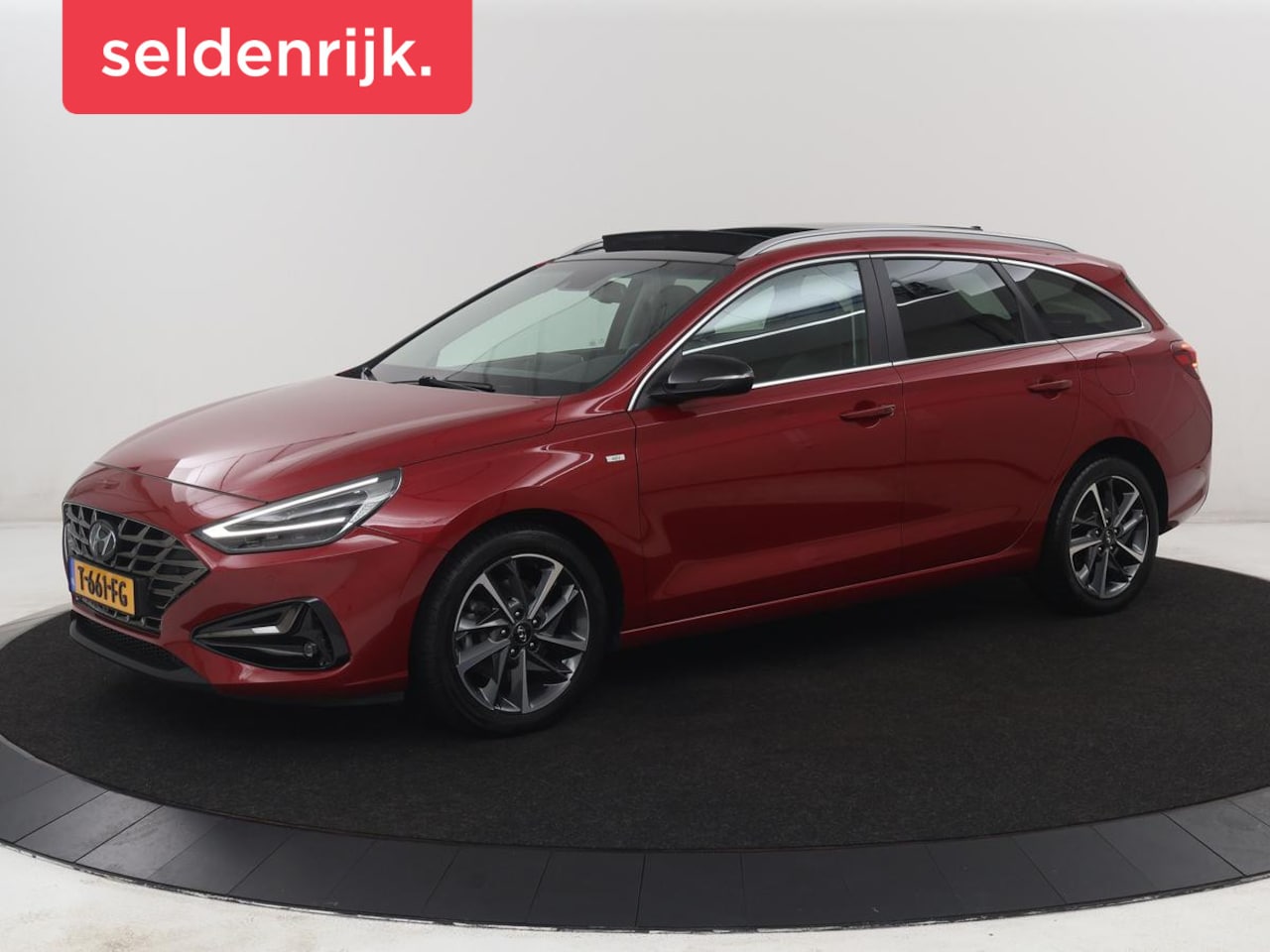 Hyundai i30 Wagon - 1.5 T-GDi MHEV Premium Sky | Stoel&Stuurverwarming | Panoramadak | Stoelkoeling | Camera | - AutoWereld.nl