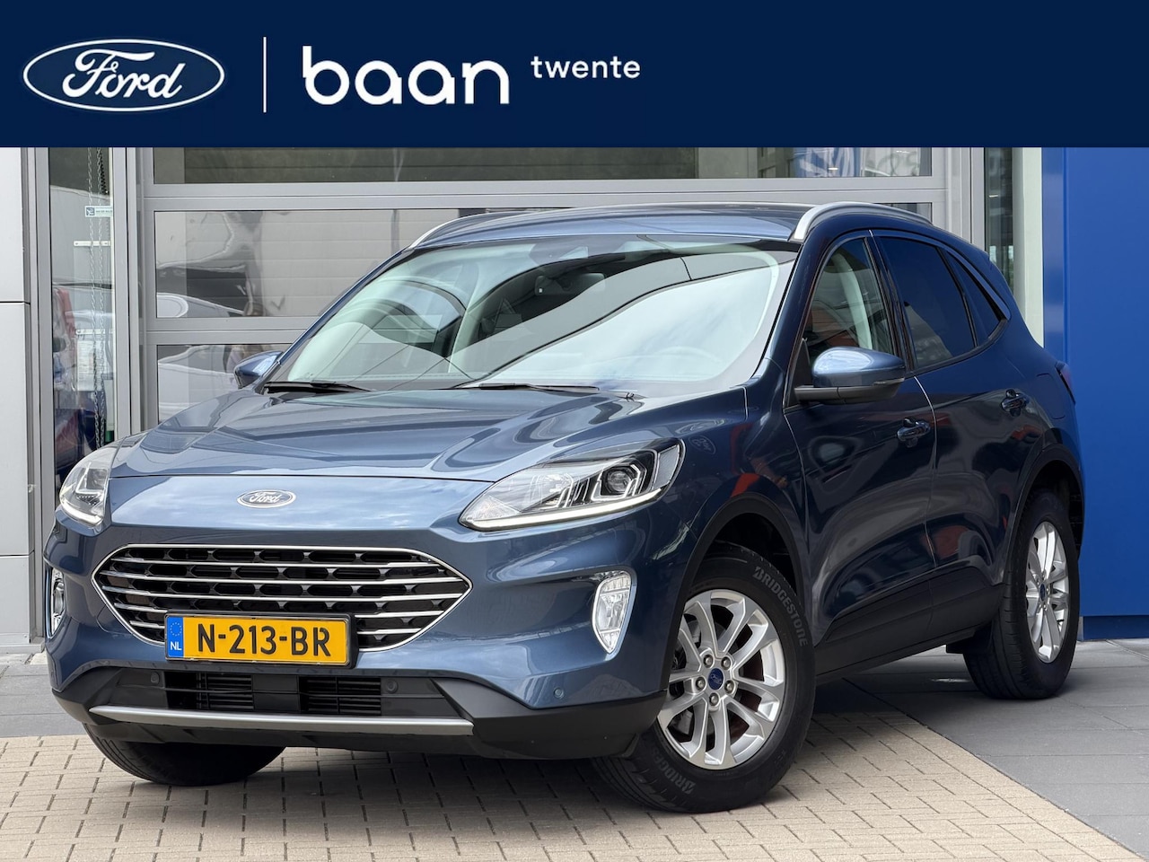 Ford Kuga - 1.5 EcoBoost Titanium | Trekhaak elekt. | Winter Pack | Camera | Navigatie | Keyless | 1.8 - AutoWereld.nl