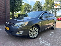 Opel Astra Sports Tourer - 1.4 Cosmo