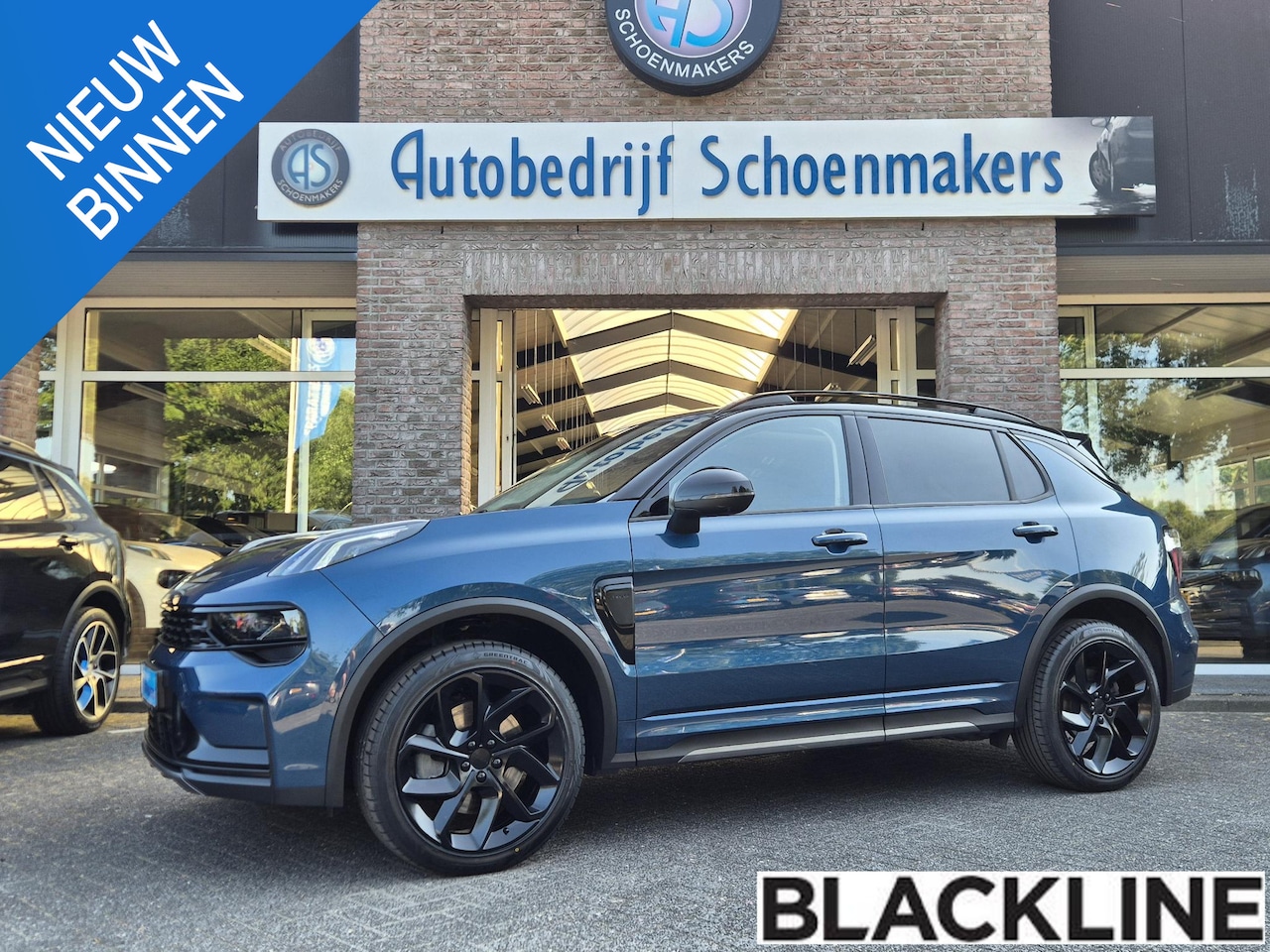 Lynk & Co 01 - 1.5 BLACKLINE! + MY23 + 6.6Kwh LADEN! ZWARTE-HEMEL ROLHOES MY23 360-CAMERA PANO/SCHUIF INF - AutoWereld.nl