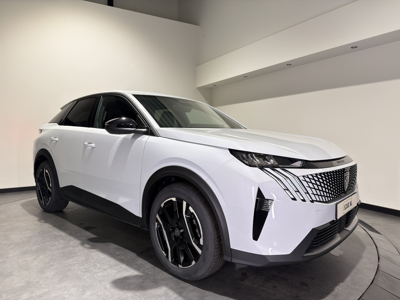 Peugeot e-3008 - Allure 73 kWh | Wordt verwacht! - AutoWereld.nl