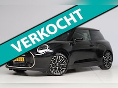 MINI Electric - Cooper SE Favoured M 54.2 kWh | panoramadak | head-up | jcw seats | achteruitrijcamera | k