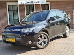 Mitsubishi Outlander - 2.0 Intense+, 7 PERS / CAMERA / TREKHAAK / AIRCO