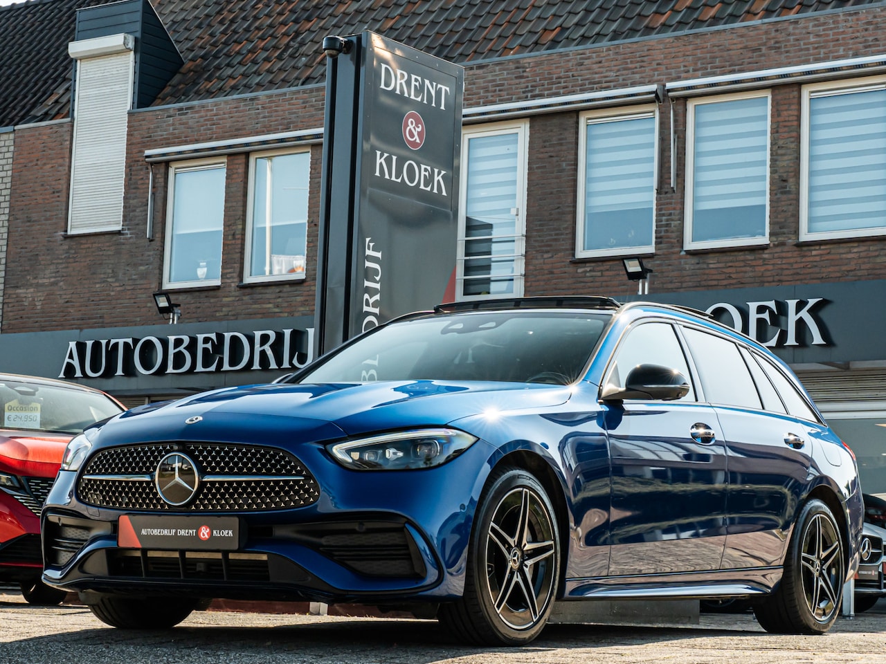 Mercedes-Benz C-klasse Estate - 300 e AMG Line PANO HUD MEMORY STOELEN LEDER STOELVERW EN KOEL BOMVOL!! - AutoWereld.nl