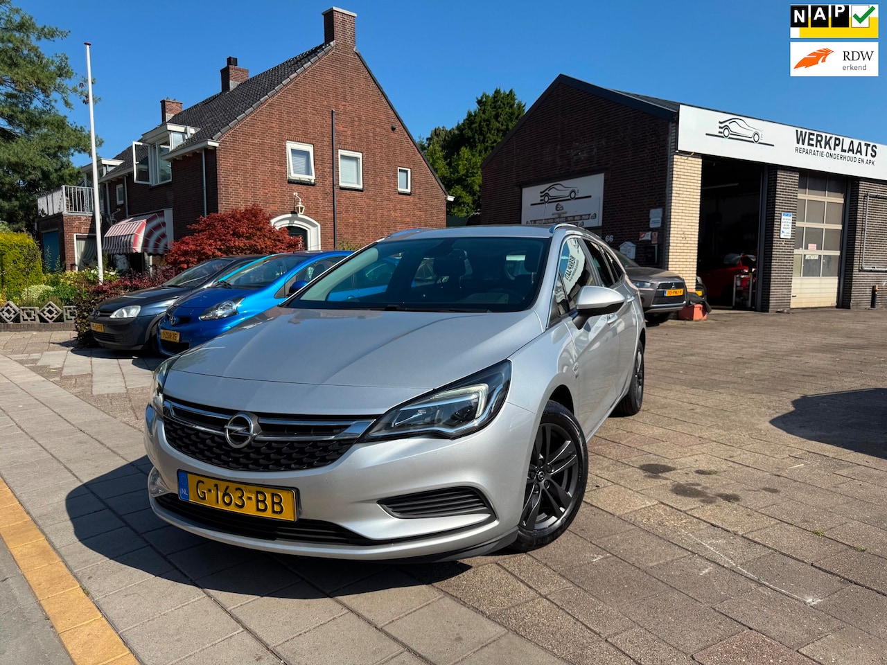 Opel Astra Sports Tourer - 1.0 Turbo 120 Jaar Edition Nw Koppeling /Navi/ Airco - AutoWereld.nl