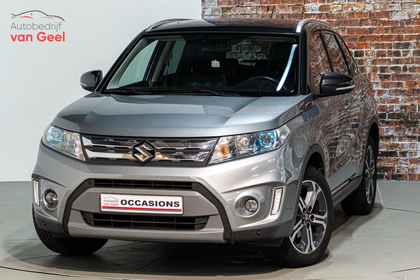 Suzuki Vitara - 1.6 High Executive 1.6 High Executive - AutoWereld.nl