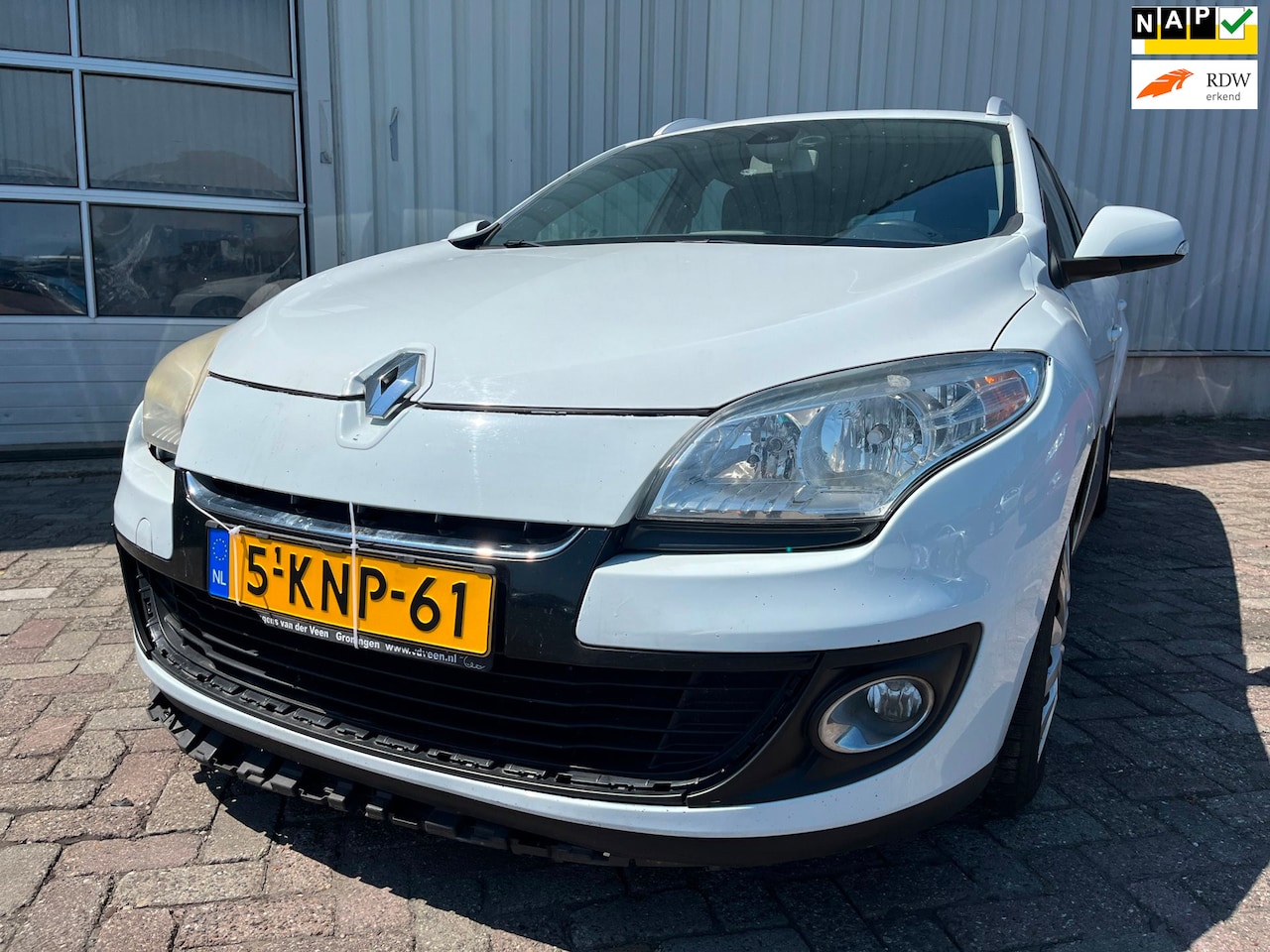 Renault Mégane Estate - 1.5 dCi Expression SCHADEAUTO! - AutoWereld.nl