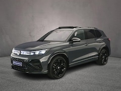Volkswagen Tiguan - R-Line Business 1.5 TSI eHybrid 272pk DSG Automaat Trekhaak, Panoramadak, Lederen bekledin