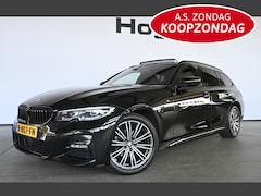 BMW 3-serie Touring - 320i Automaat Business Edition Plus M-Pakket Navigatie LED Panoramadak Goed Onderhouden In