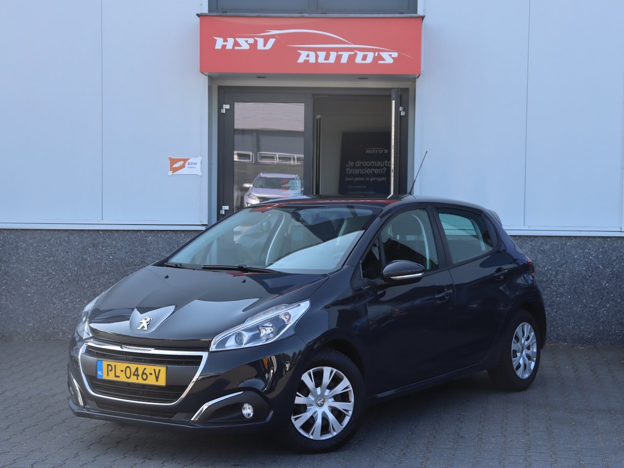 Peugeot 208 - 1.2 PureTech Blue Lion navi airco *98.000km* - AutoWereld.nl