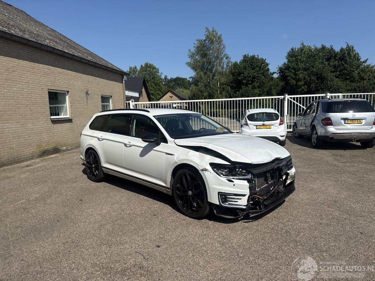 Volkswagen Passat Variant - 1.4 TSI GTE REST BPM €300,-!!! - AutoWereld.nl