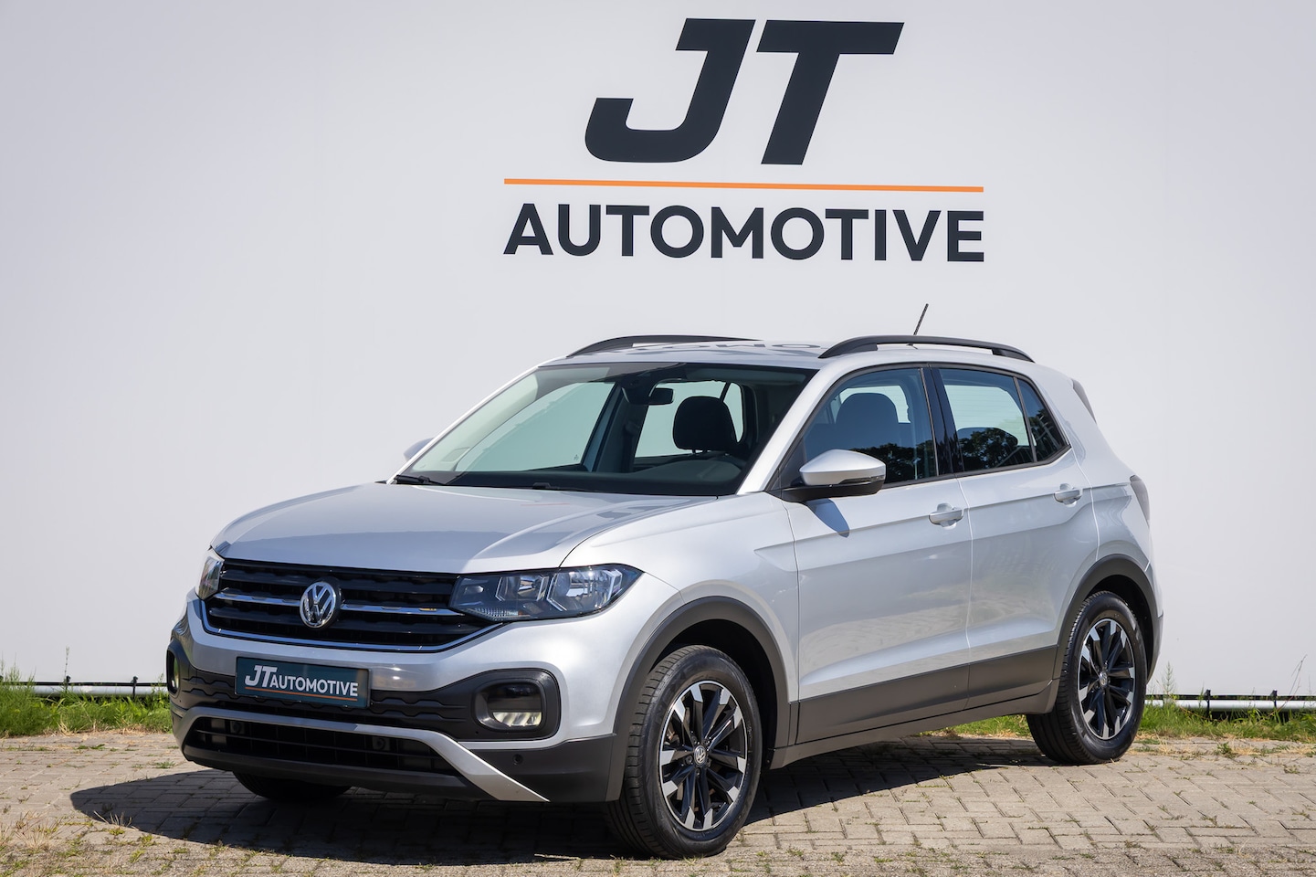 Volkswagen T-Cross - 1.0 TSI Life Trekhaak | Stoelverwarming | voor en achter pdc | Klimaat control | Carplay | - AutoWereld.nl
