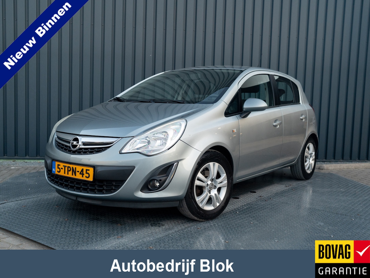 Opel Corsa - 1.2-16V Design Edition | Trekhaak | Set Winterbanden | Prijs Rijklaar!! - AutoWereld.nl