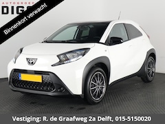 Toyota Aygo X - 1.0 VVT-i MT Play Sport | Apple Carplay & AndroidAUTO | Airco | Camera | Privacy Glass |