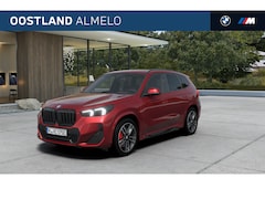 BMW X1 - xDrive25e M Sport Automaat / Panoramadak / Trekhaak / Sportstoelen / Adaptieve LED / M Ada