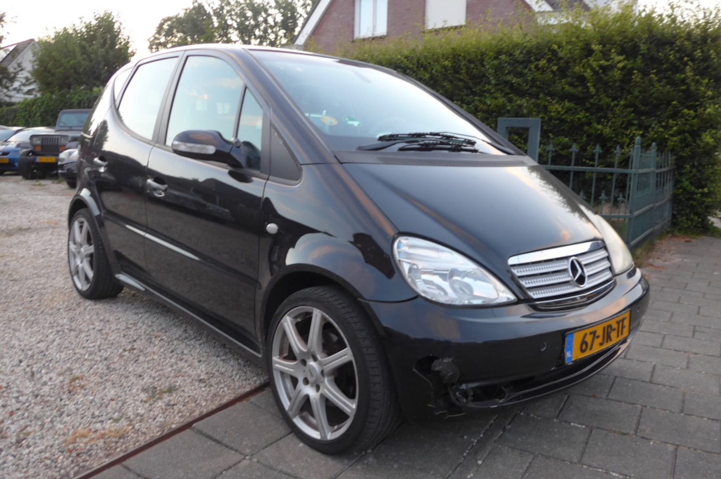 Mercedes-Benz A-klasse - 210 Evolution Avantgarde AMG-line Bumper schade - AutoWereld.nl