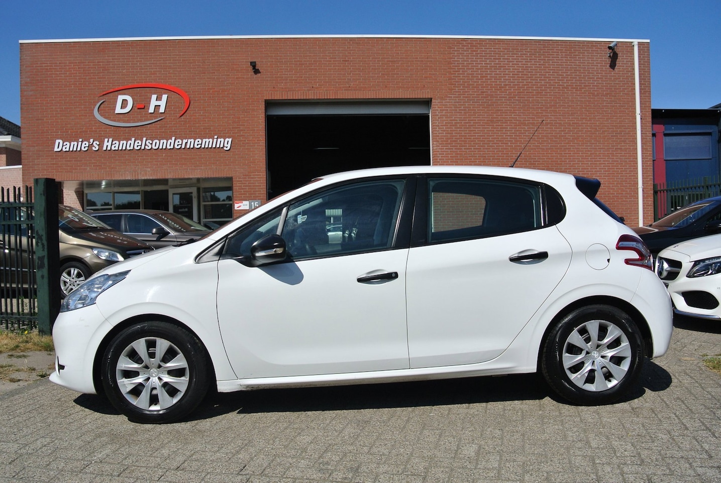 Peugeot 208 - 1.0 VTi Access inruil mogelijk nap - AutoWereld.nl