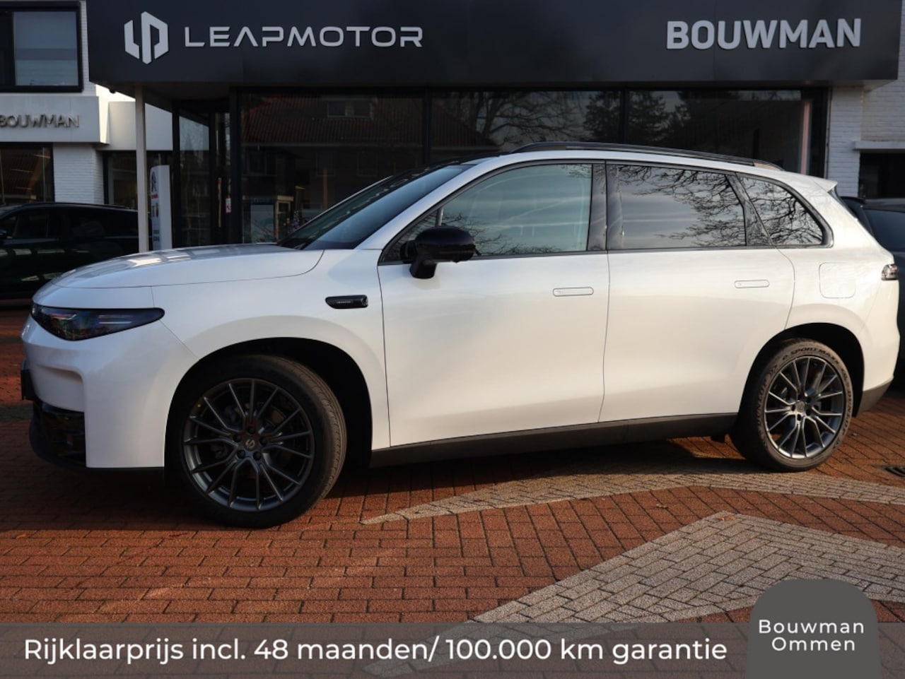 Leapmotor C10 - REEV 28,4 kWh 215pk Design - AutoWereld.nl