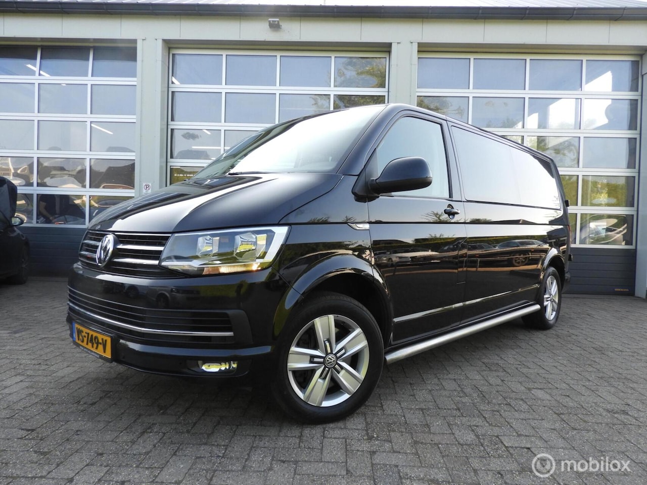 Volkswagen Transporter - 2.0 TDI L2H1 DC € Marge - AutoWereld.nl