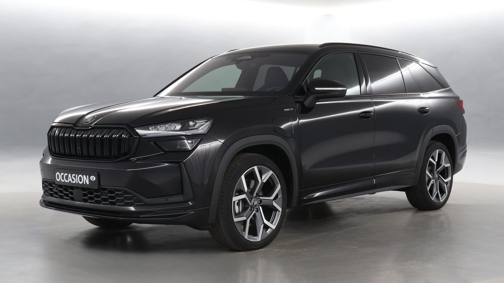 Skoda Kodiaq - 1.5 TSI PHEV 204pk Sportline Business DSG / 20" Lmv / Dodehoekdetectie / Stoelverwarming - AutoWereld.nl