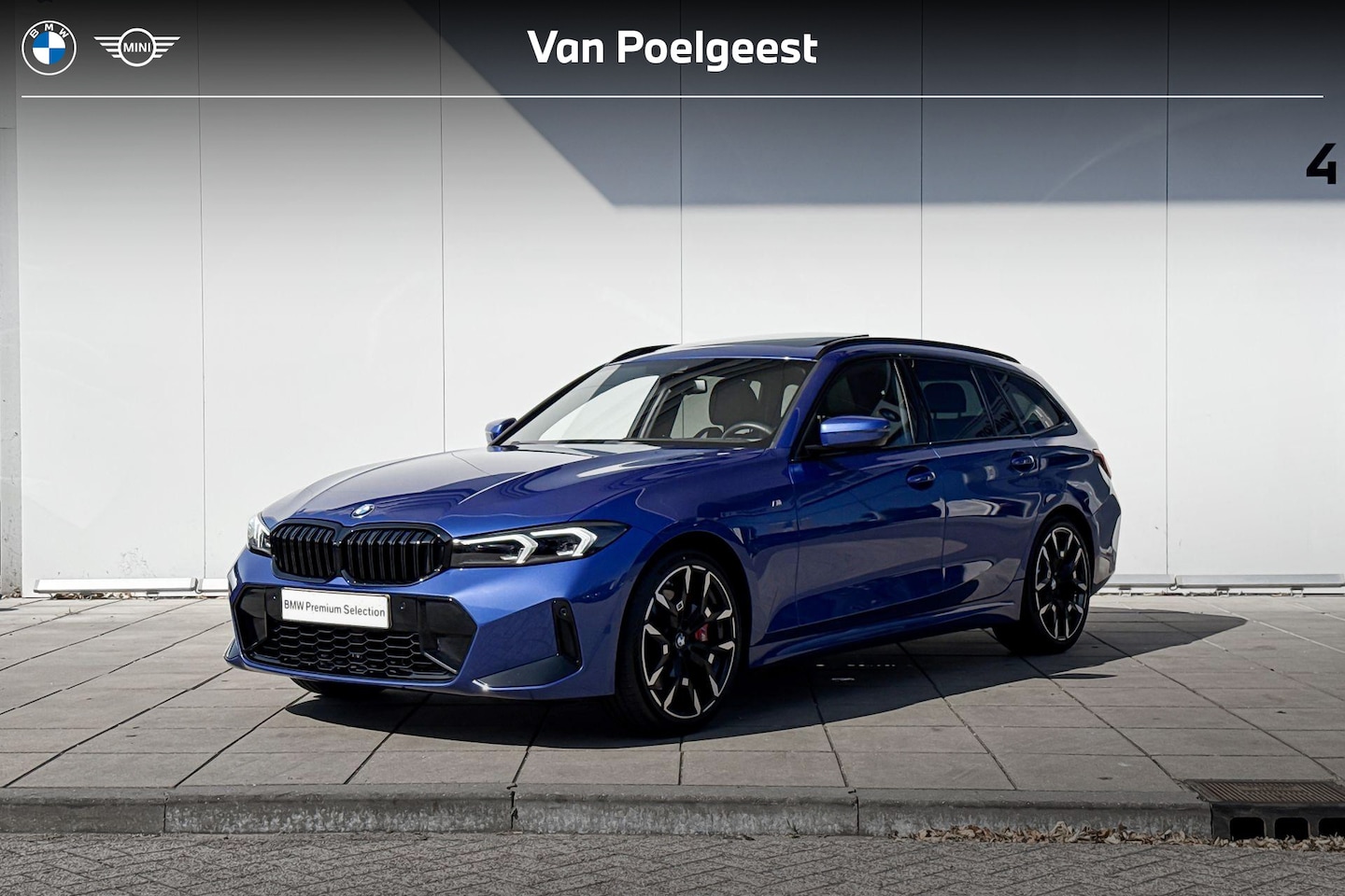 BMW 3-serie Touring - 330i xDrive M-Sport Pro 19 Inch / Electrische Zwenkhaak / Comfort Acces / Shadow Line Kopl - AutoWereld.nl