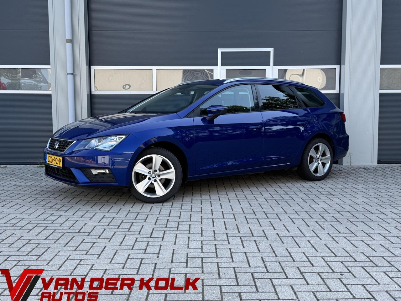 SEAT Leon ST - 1.2 TSI Style | Stoelverwarming | Navigatie | Carplay | Trekhaak - AutoWereld.nl
