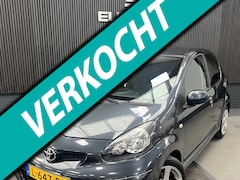 Toyota Aygo - 1.0-12V Access Zeer Netjes