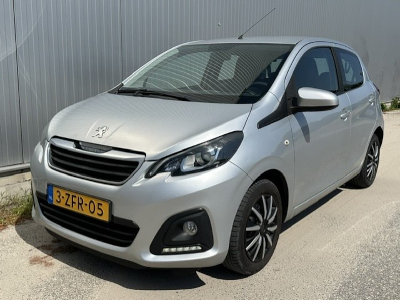 Peugeot 108 - 1.0 e-VTi Active 1.0 e-VTi Active - AutoWereld.nl