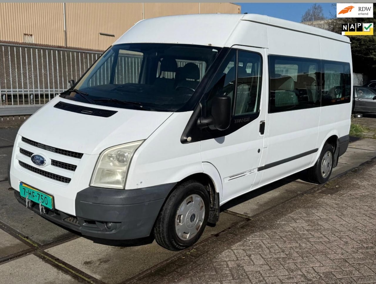 Ford Transit Kombi - 300M 2.2 TDCI HD 300M 2.2 TDCI HD - AutoWereld.nl