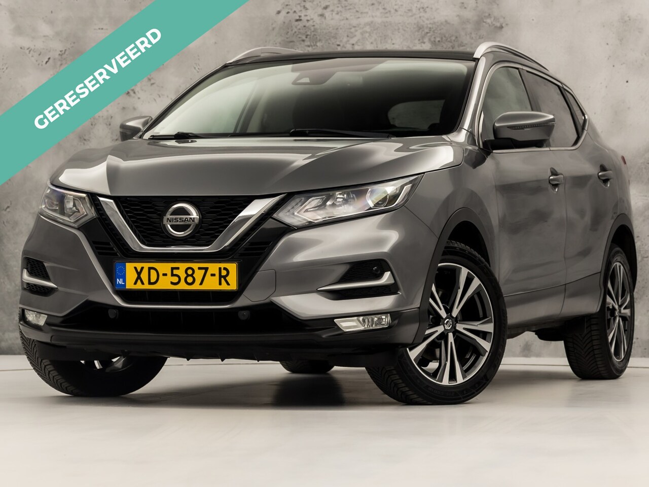 Nissan Qashqai - 1.2 N-Connecta Sport (PANORAMADAK, NAVIGATIE, 360 CAMERA, TREKHAAK, SPORTSTOELEN, GETINT G - AutoWereld.nl