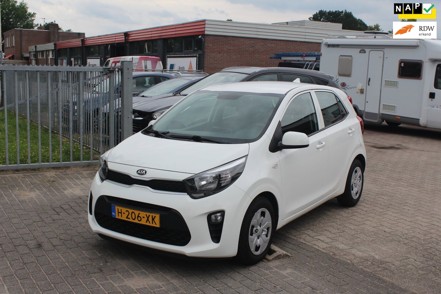 Kia Picanto - 1.0 MPi ComfortPlusLine Camera, airco - AutoWereld.nl