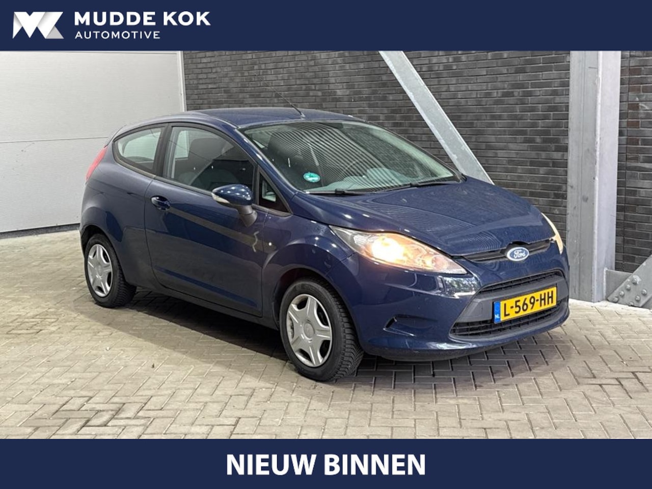Ford Fiesta - 1.25 Limited | Stoelverwarming | Airco | Voorruitverwarming - AutoWereld.nl