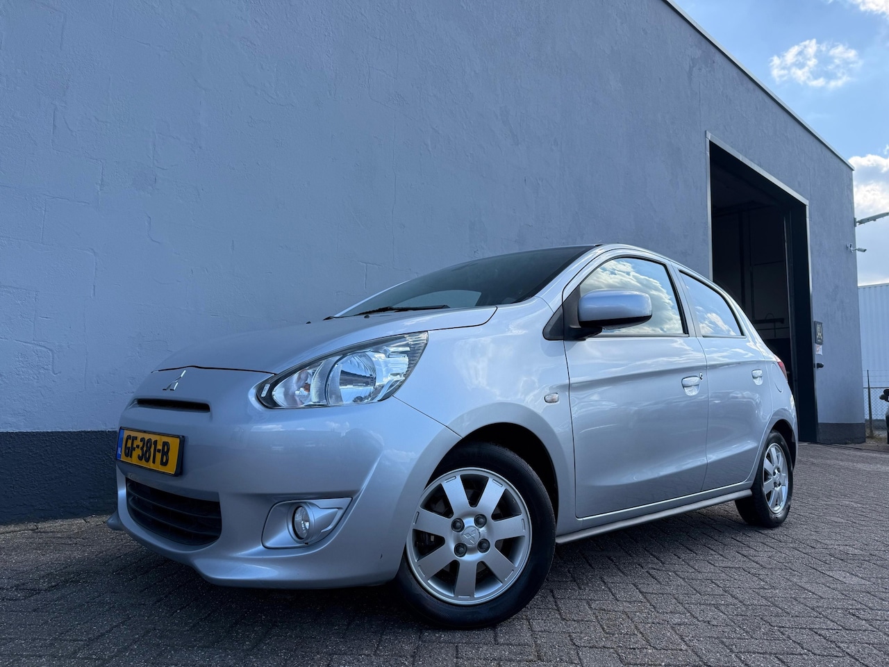 Mitsubishi Space Star - 1.0 Bright 1.0 Bright - AutoWereld.nl
