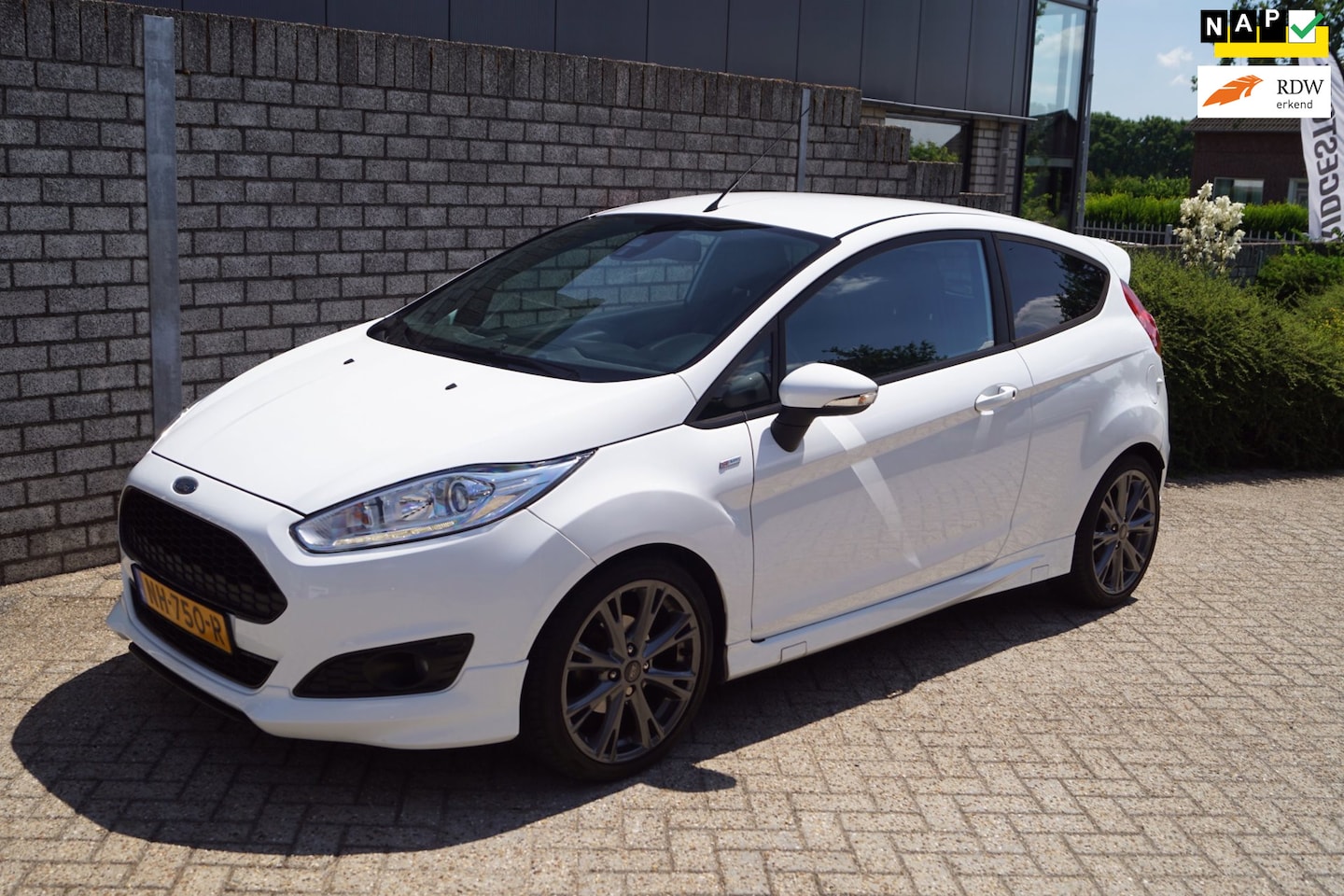 Ford Fiesta - 1.0 EcoBoost ST Line 3 Deurs Sportst Navi Clima Cruise Sfeerverlichting PDC LMV ENZ NL Aut - AutoWereld.nl