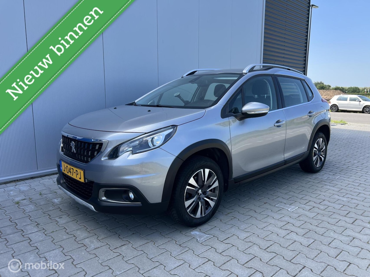 Peugeot 2008 - 1.2 PureTech Allure 1.2 PureTech Allure - AutoWereld.nl
